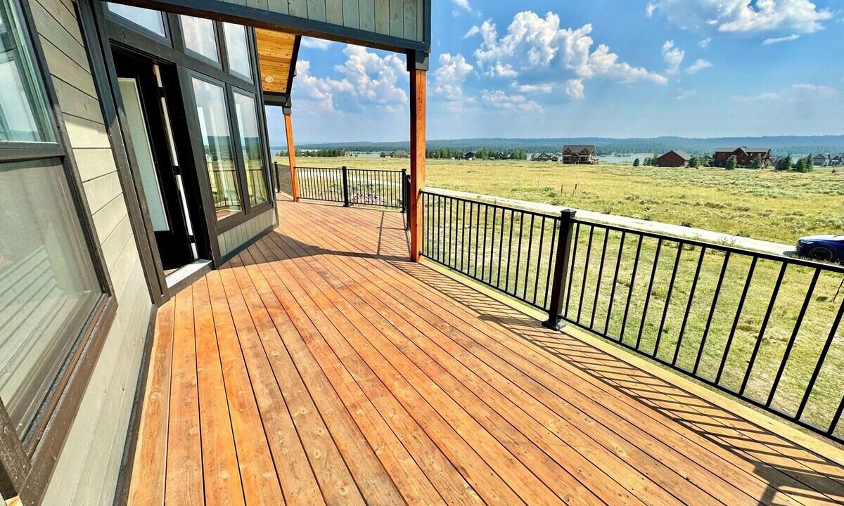Photo of Patio Balcony in Island Park