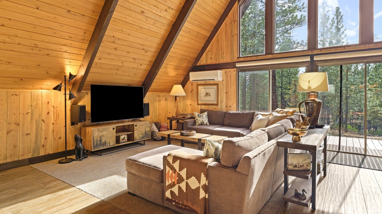 Photo of Livingroom in River Forest Acres