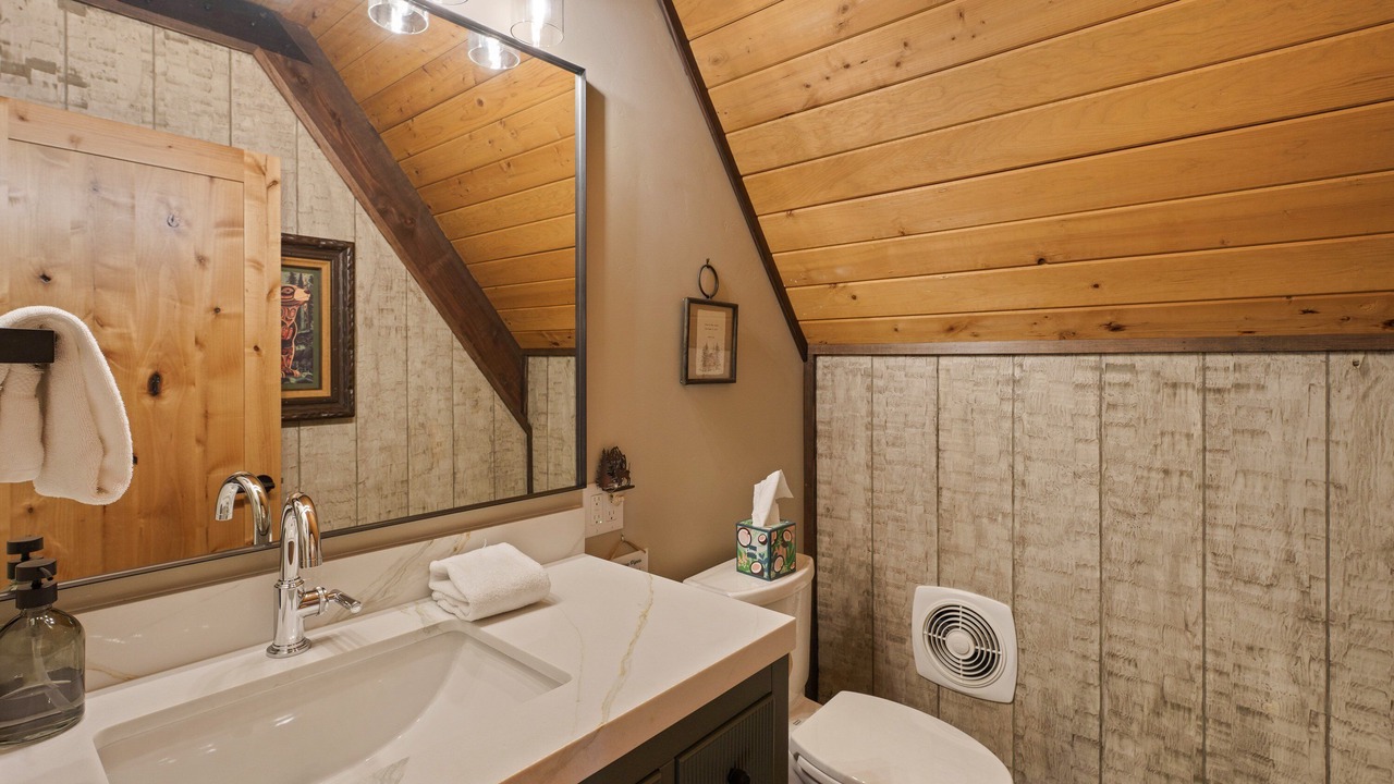 Photo of Bathroom in River Forest Acres