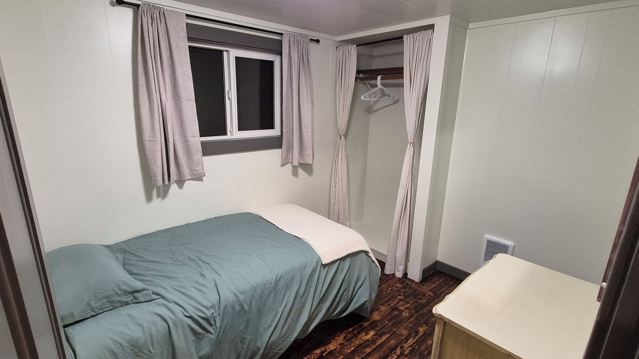 Photo of Bedroom in Centralia - Chehalis