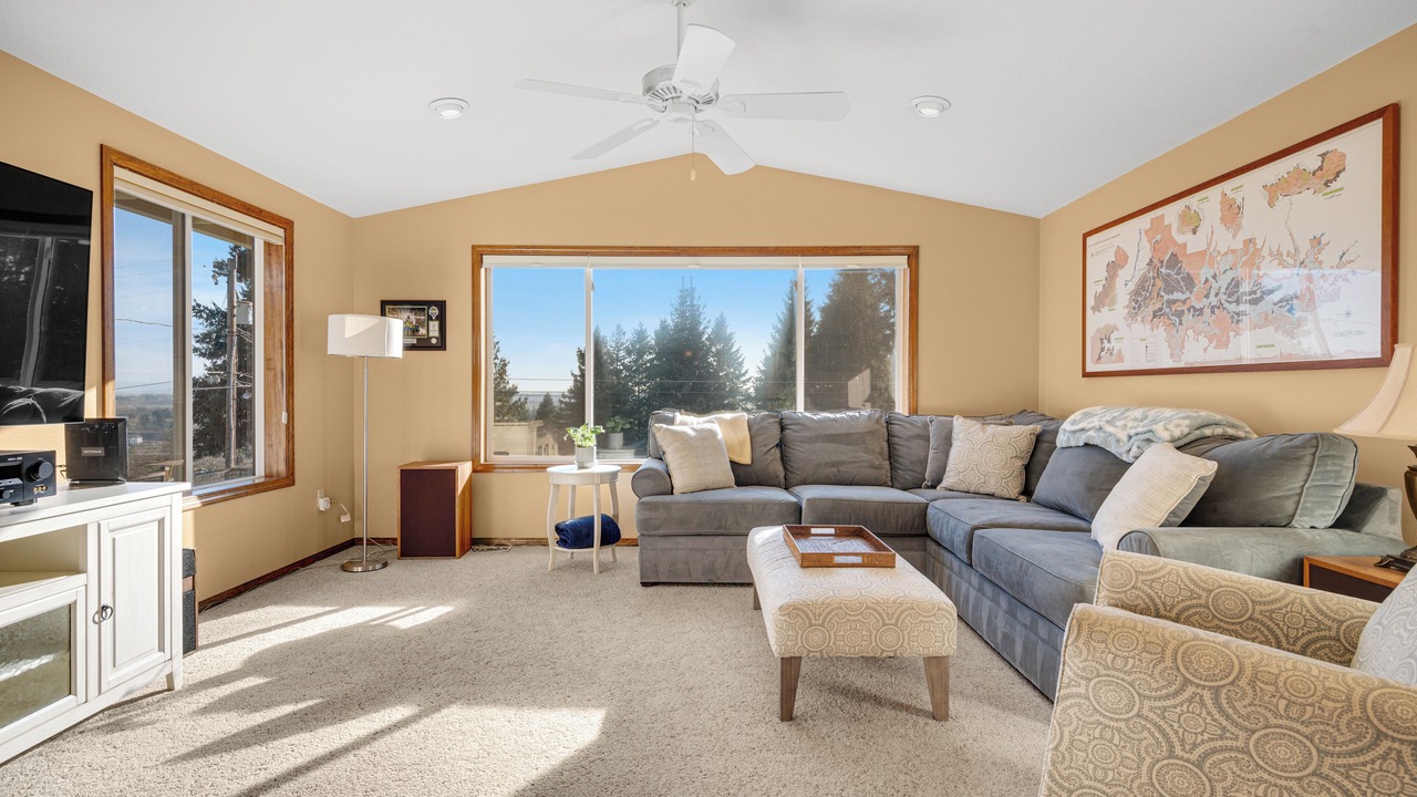 Photo of Livingroom in Dundee