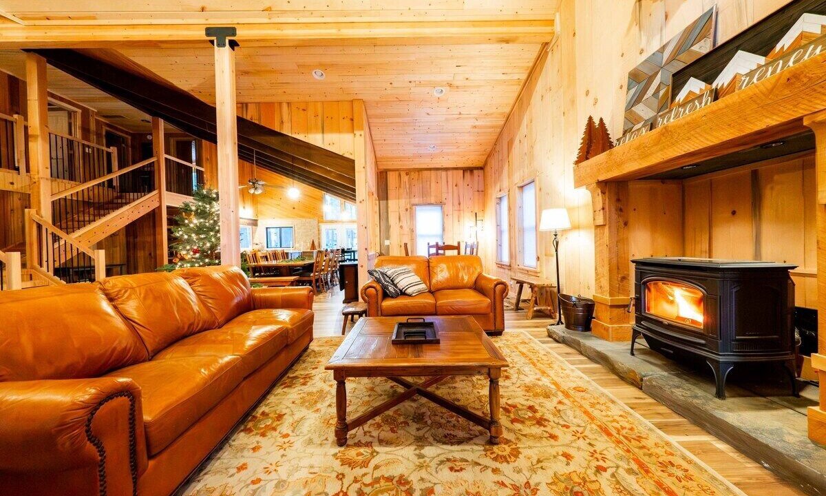 Photo of Livingroom in Black Butte Ranch
