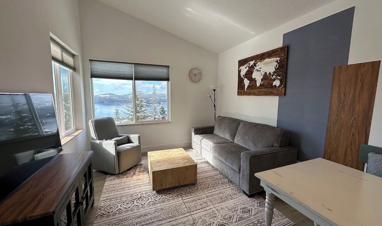 Photo of Livingroom in Harrison