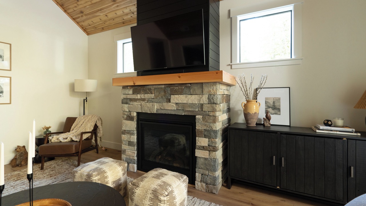 Photo of Livingroom in Mount Hood Village