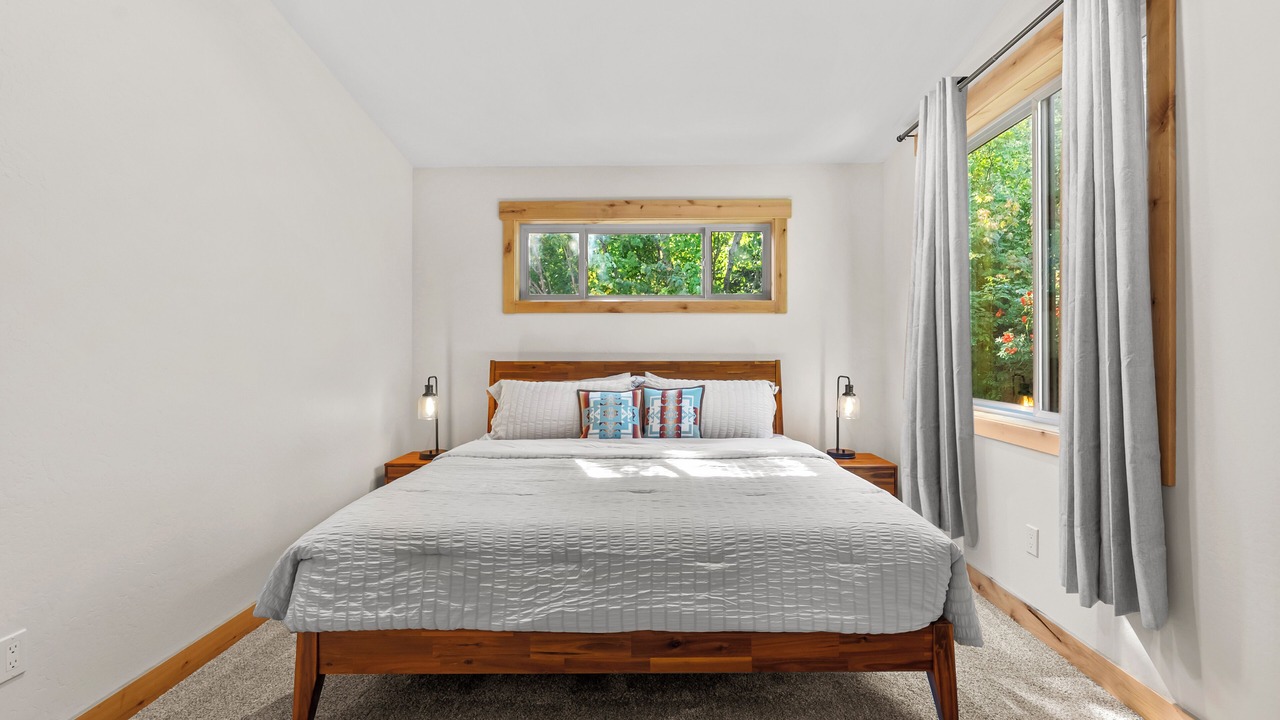 Photo of Bedroom in Sandpoint