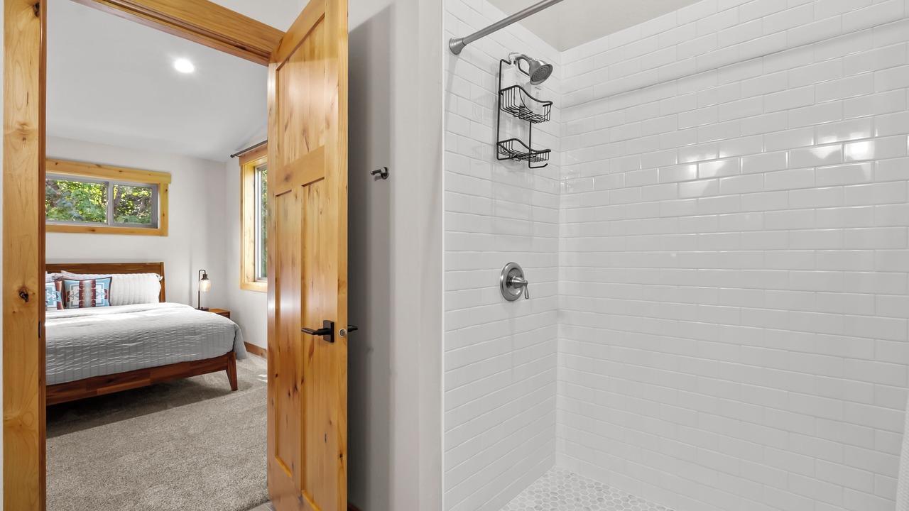 Photo of Bedroom in Sandpoint