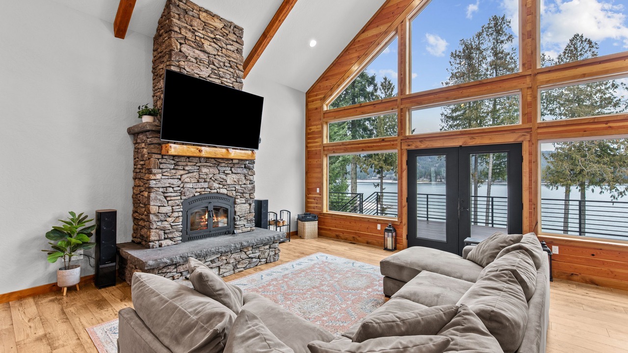 Photo of Livingroom in Priest River