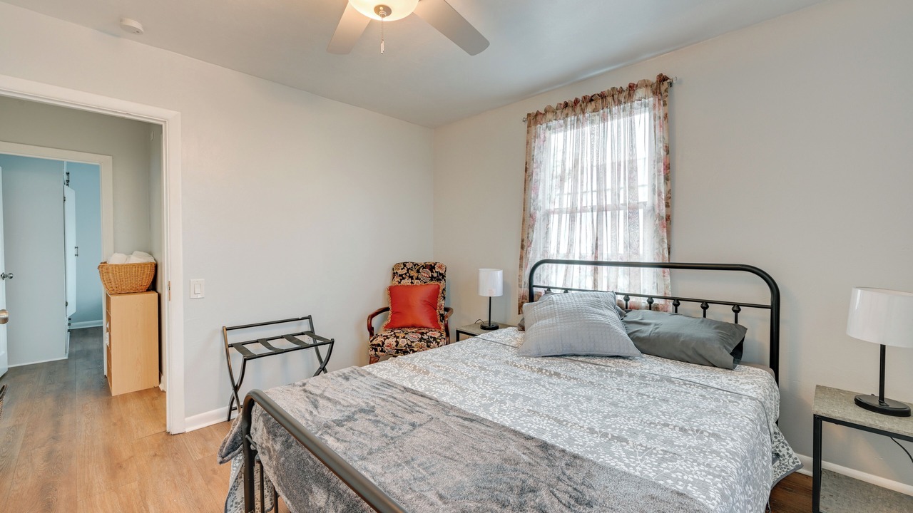 Photo of Bedroom in College Place