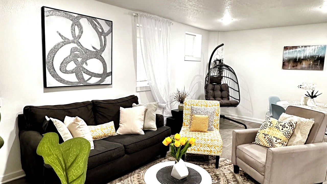 Photo of Livingroom in Hough