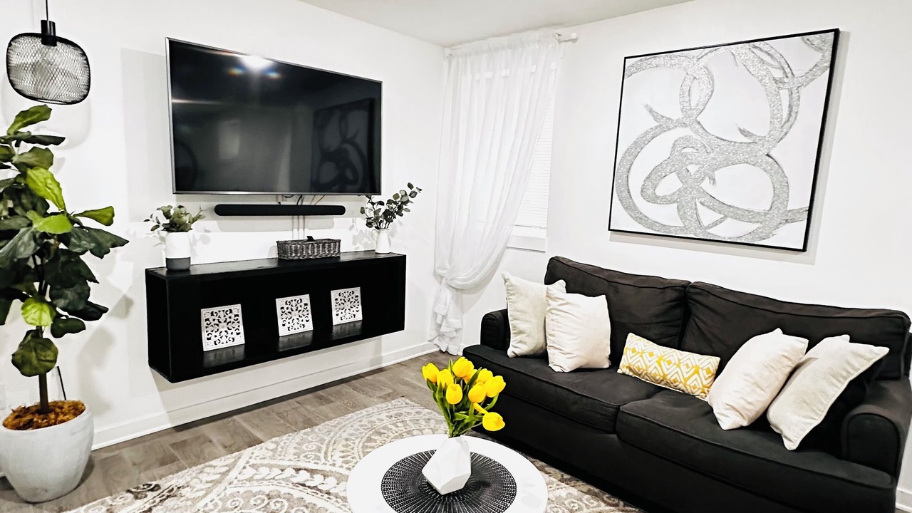 Photo of Livingroom in Hough