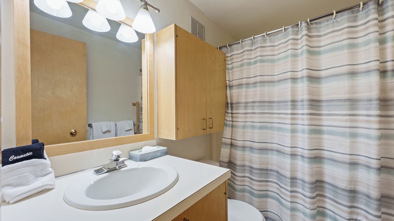 Photo of Bathroom in Overlook Park