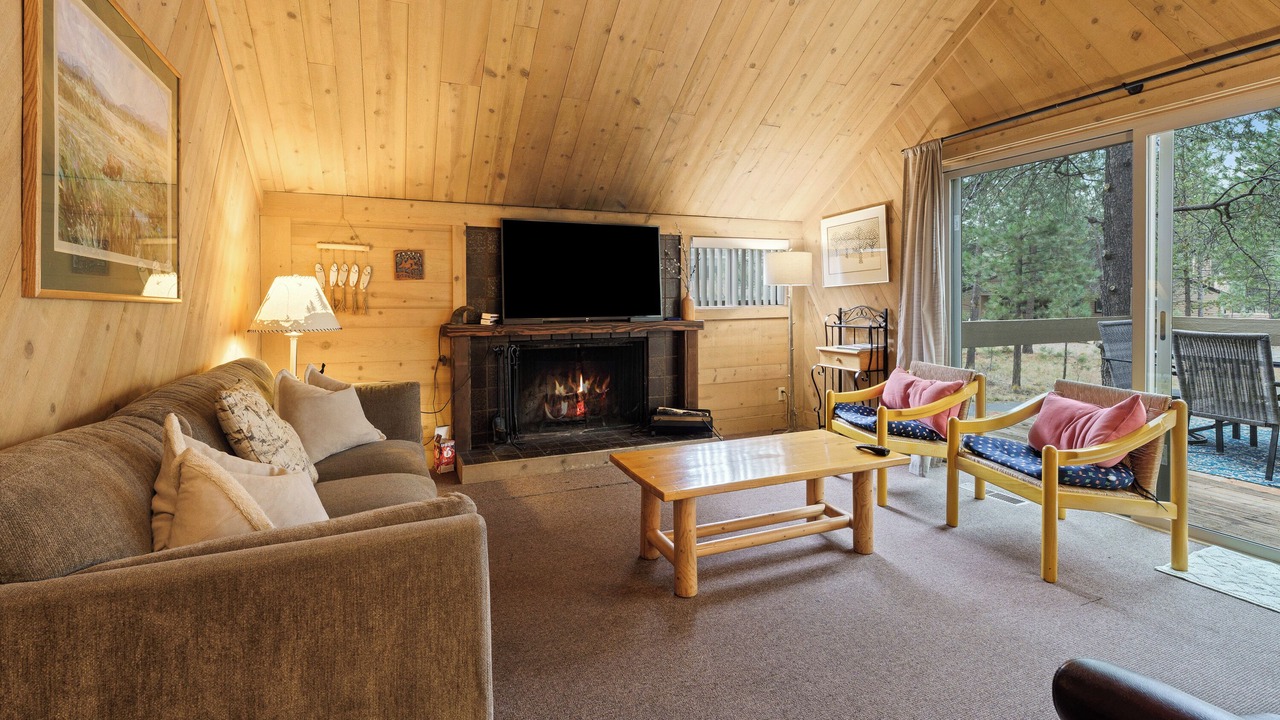 Photo of Livingroom in Overlook Park