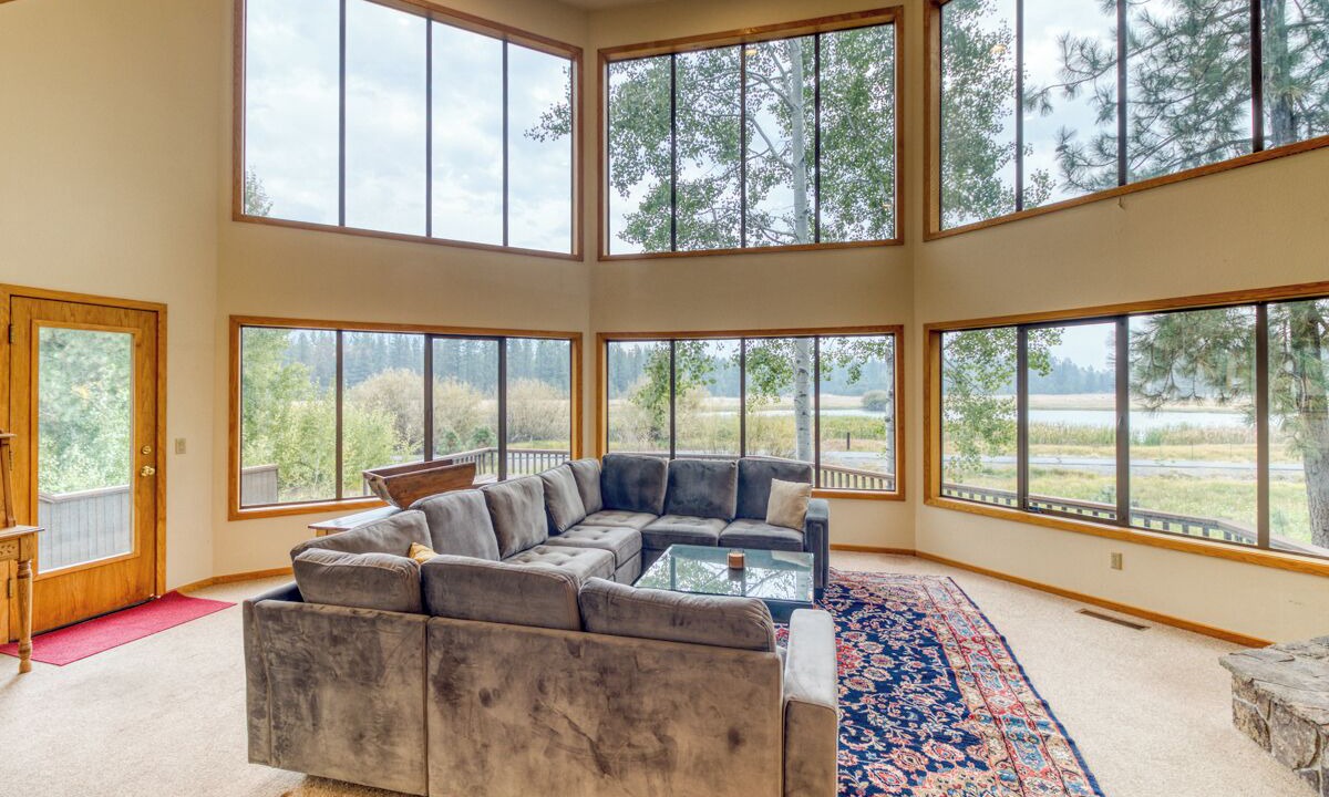 Photo of Bedroom in Black Butte Ranch
