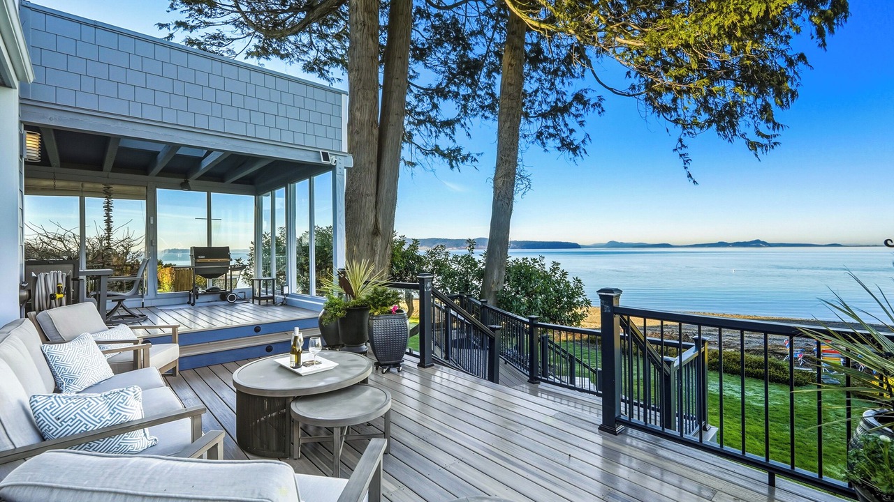 Photo of Patio Balcony in Camano Island