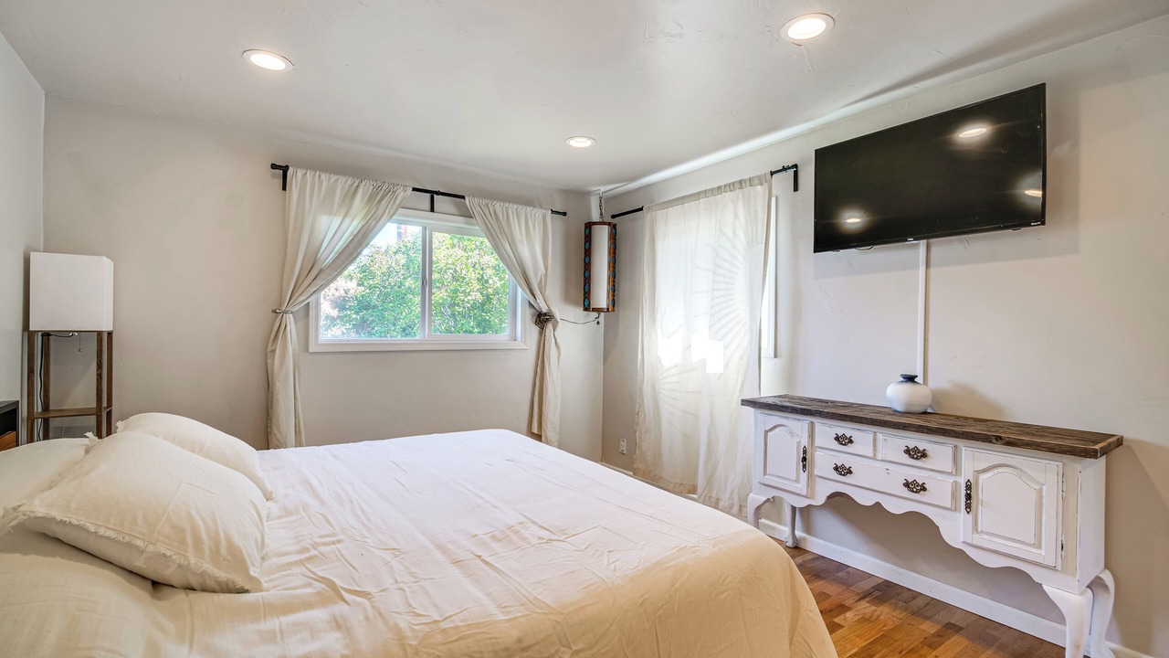 Photo of Bedroom in Medford