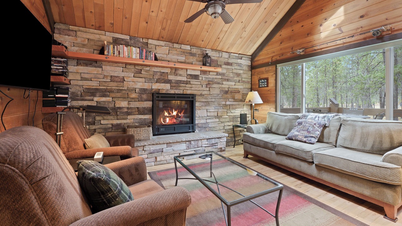 Photo of Livingroom in Sunriver