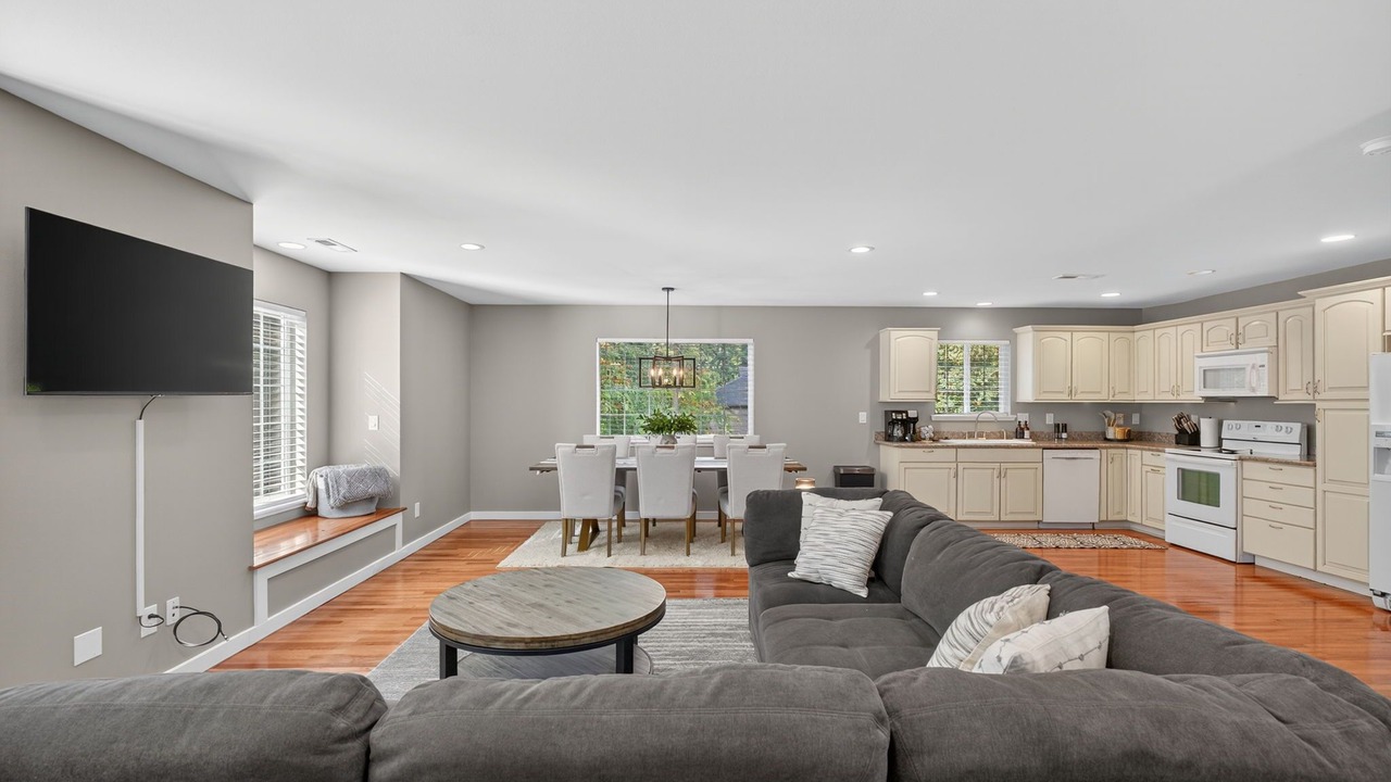 Photo of Livingroom in Garden Home-Whitford
