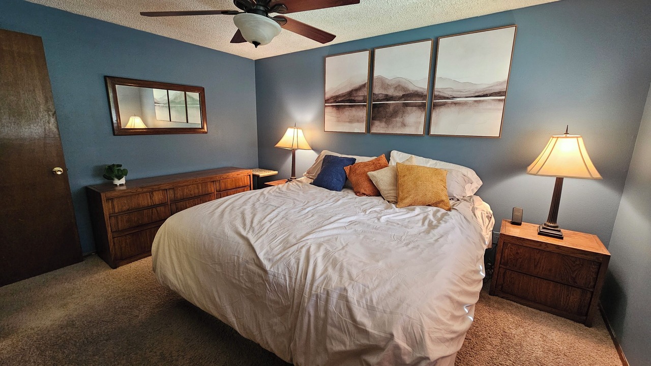 Photo of Bedroom in South Perry District