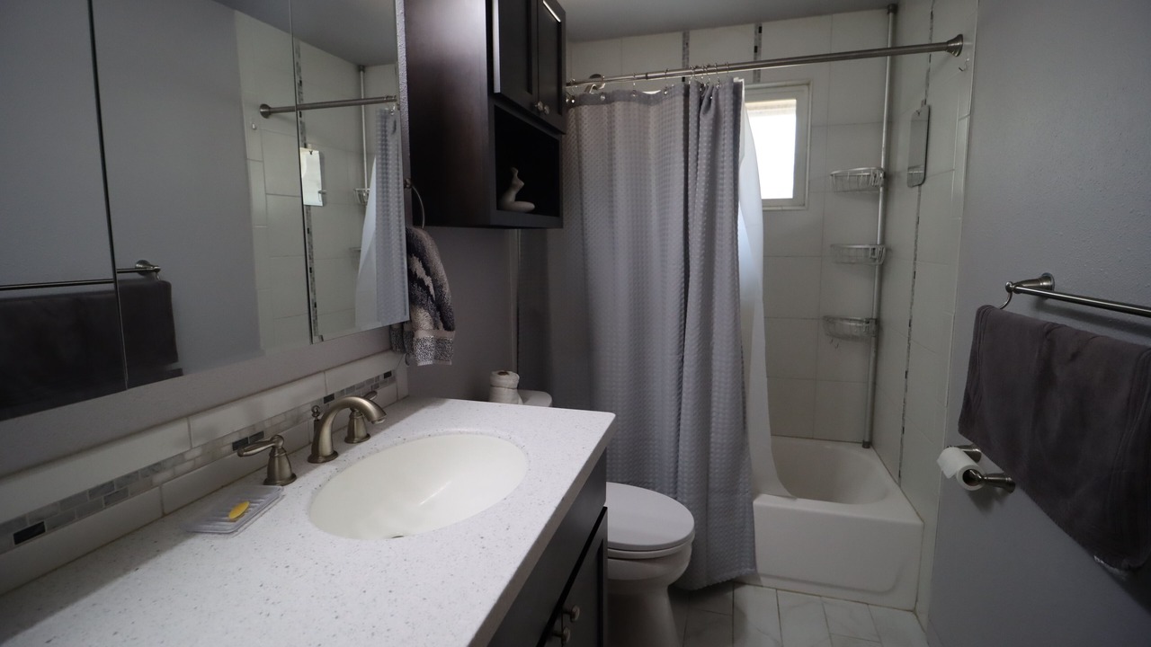Photo of Bathroom in South Perry District