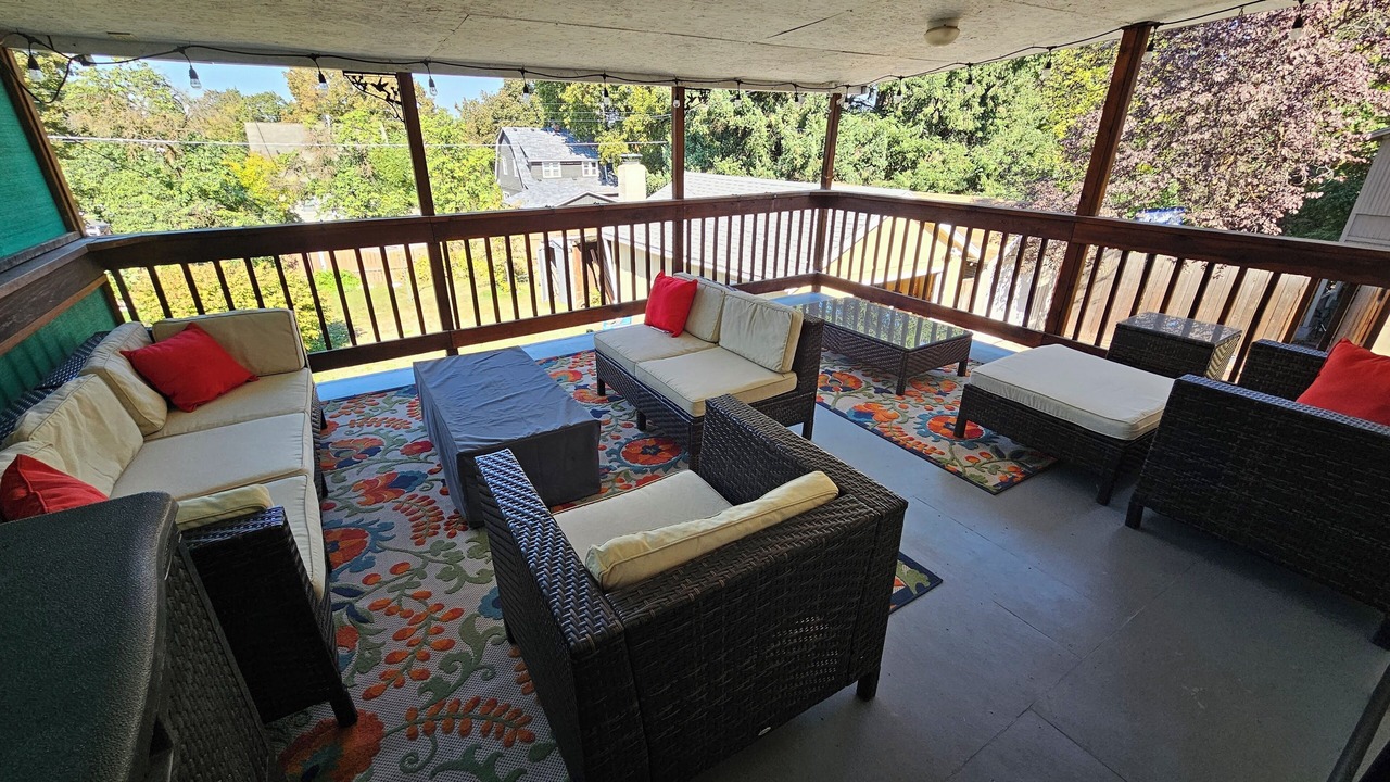 Photo of Outdoor in South Perry District