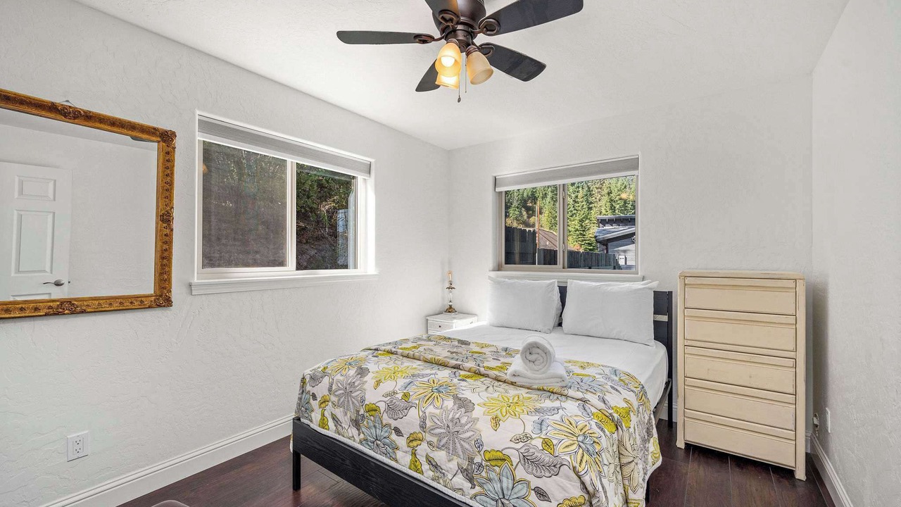 Photo of Bedroom in Hayden Lake