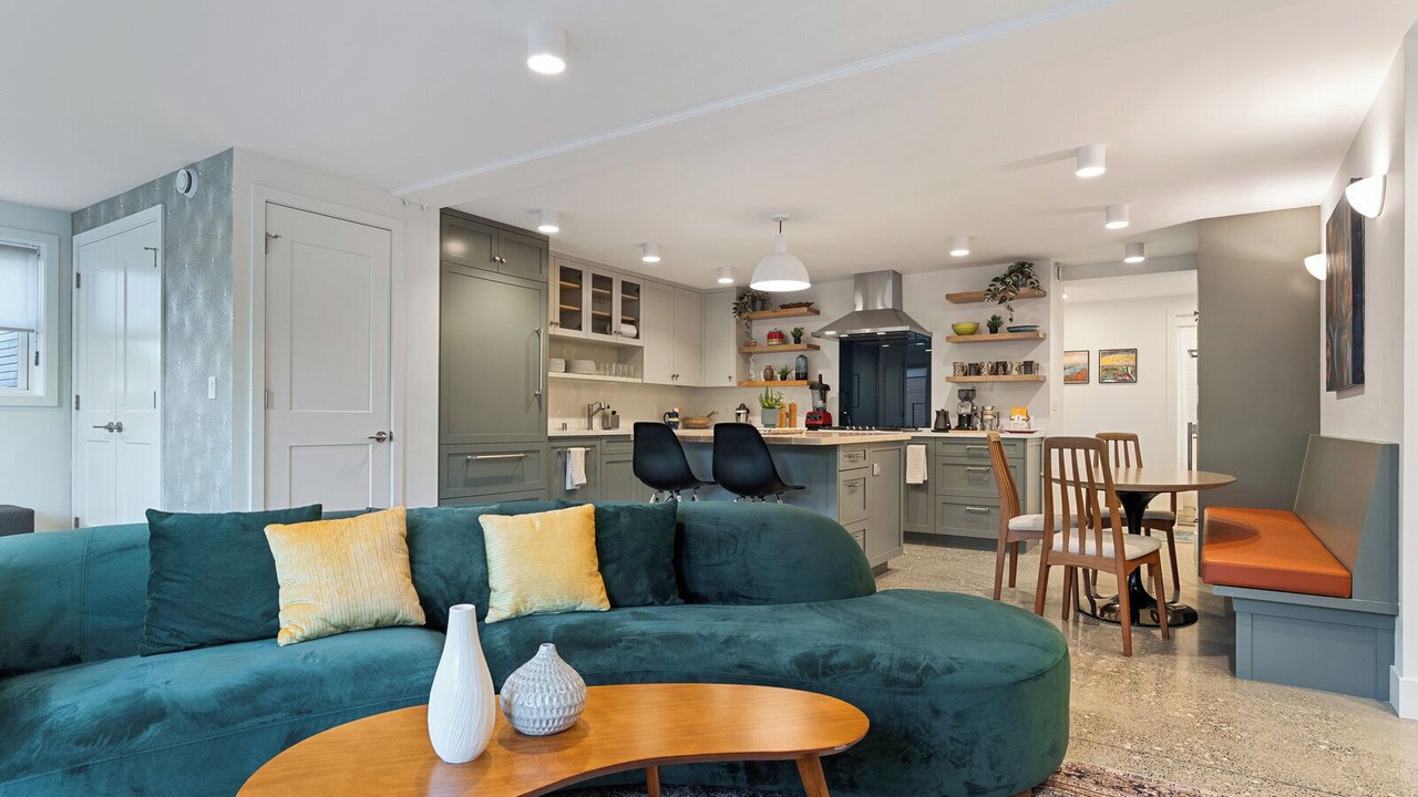 Photo of Livingroom in Wallingford