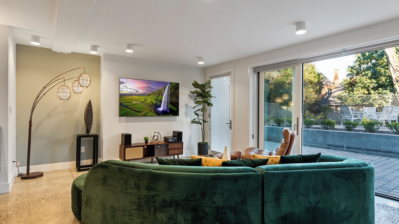 Photo of Livingroom in Wallingford