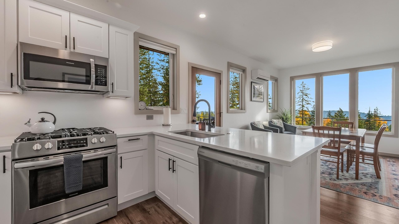 Photo of Kitchen in Sagle