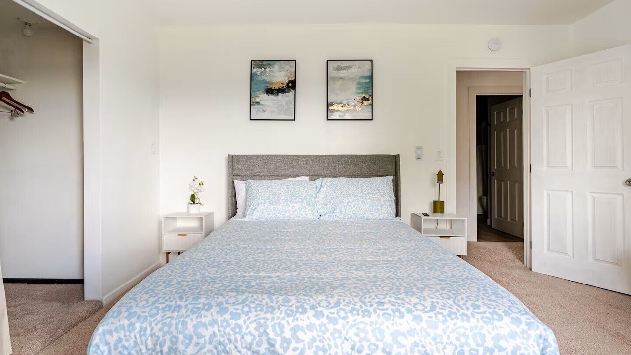 Photo of Bedroom in Rainier View