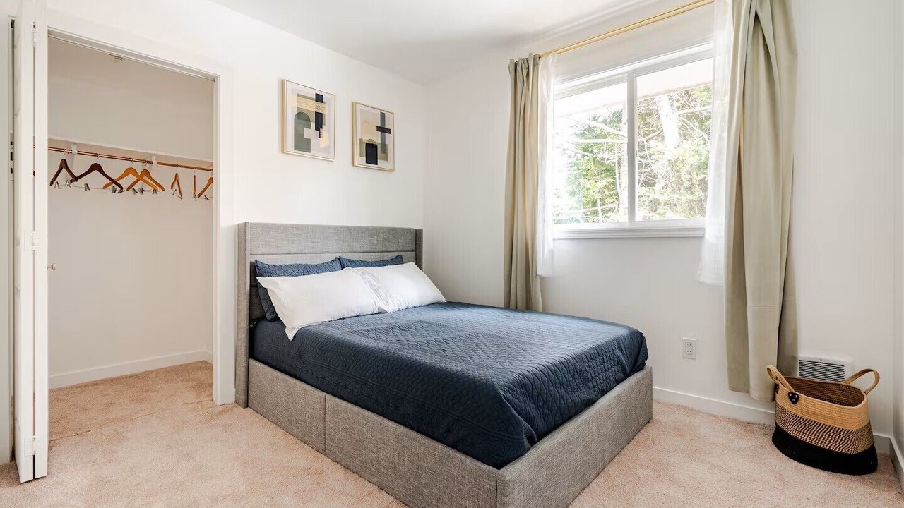 Photo of Bedroom in Rainier View