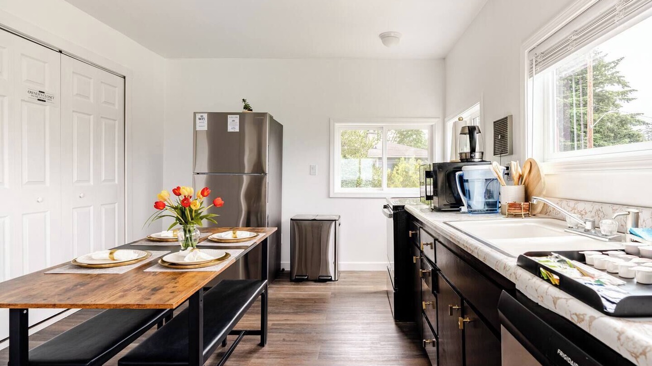 Photo of Kitchen in Rainier View
