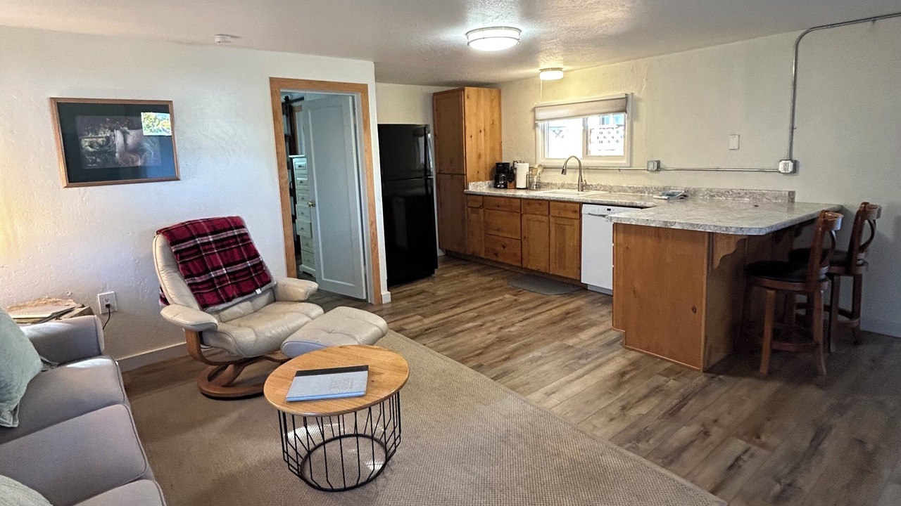 Photo of Livingroom in Central Point