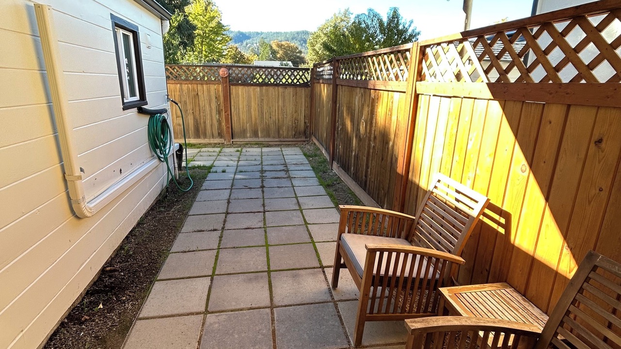 Photo of Patio Balcony in Central Point
