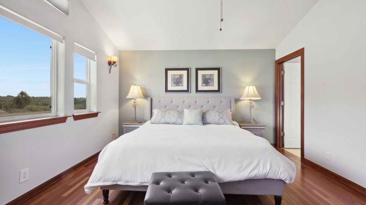 Photo of Bedroom in Pacific Beach