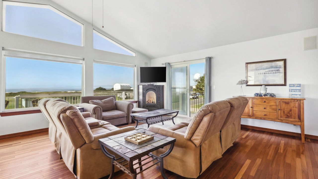Photo of Livingroom in Pacific Beach