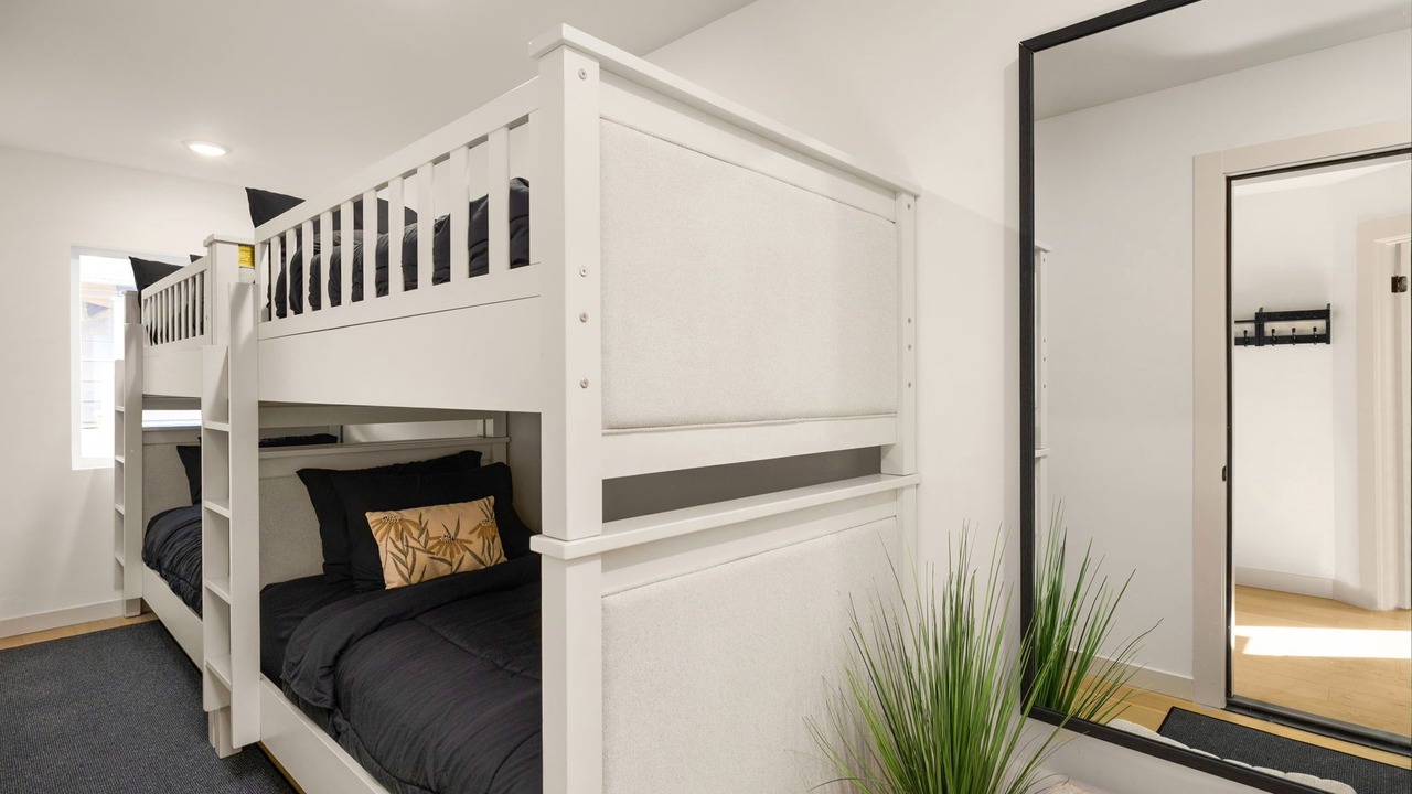 Photo of Bedroom in South Delridge