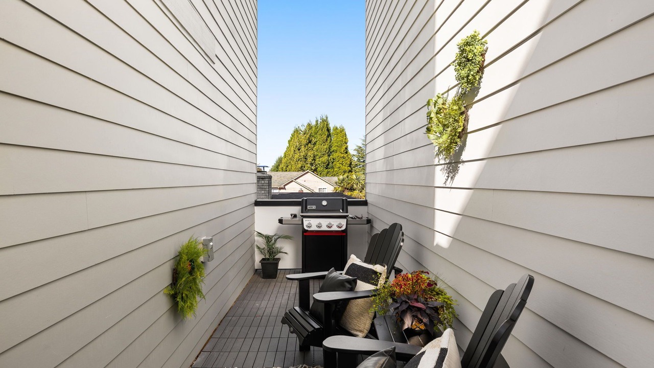 Photo of Patio Balcony in South Delridge