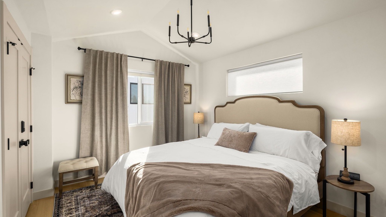 Photo of Bedroom in South Delridge