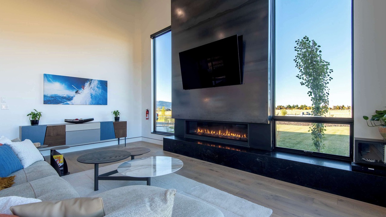 Photo of Livingroom in Victor