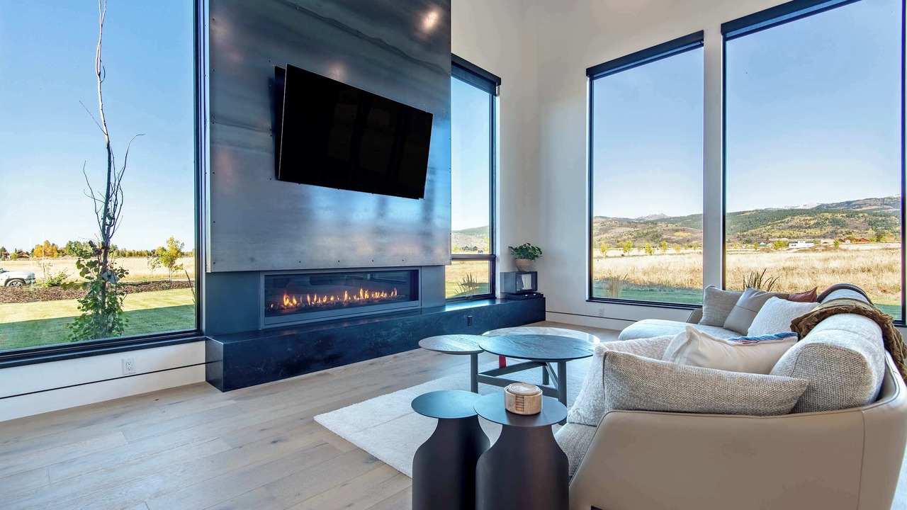 Photo of Livingroom in Victor