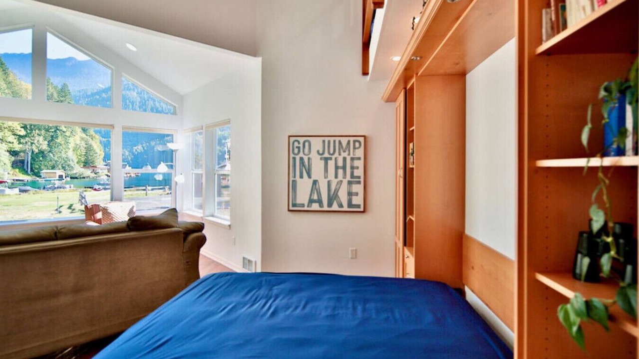 Photo of Bedroom in Port Angeles