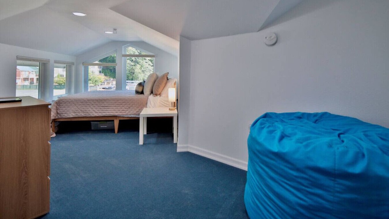 Photo of Bedroom in Port Angeles