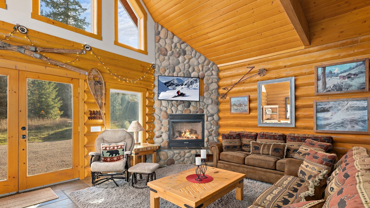 Photo of Livingroom in Cle Elum