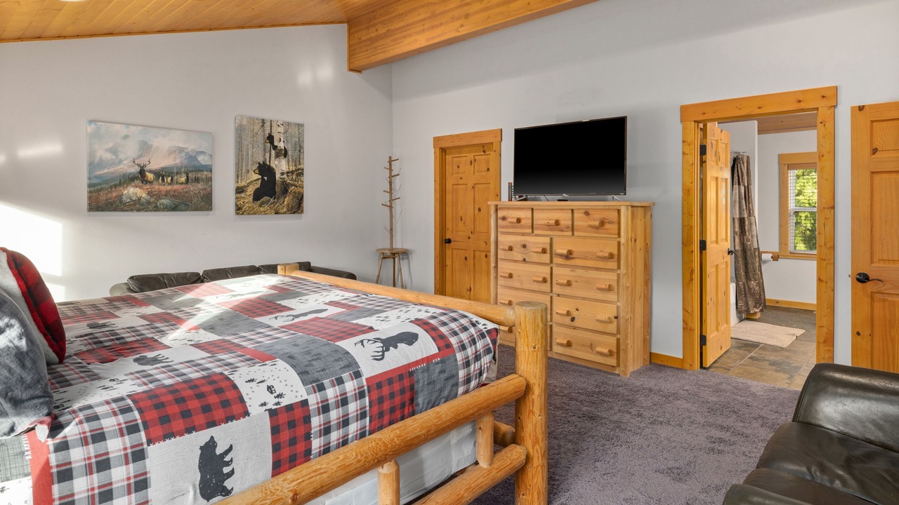 Photo of Bedroom in Cle Elum