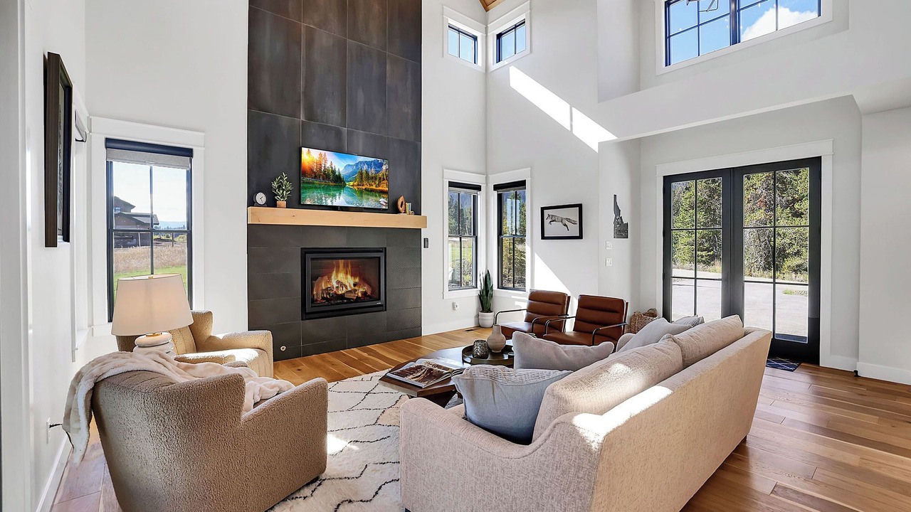 Photo of Livingroom in Tamarack Resort
