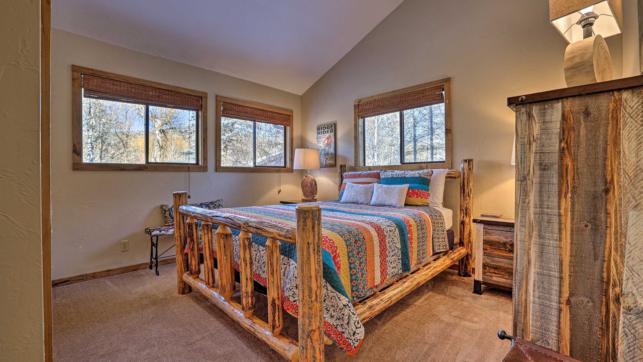 Photo of Bedroom in Twin Creeks