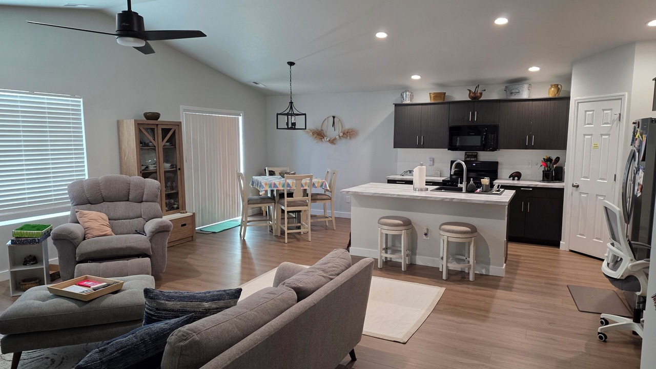 Photo of Livingroom in Nampa