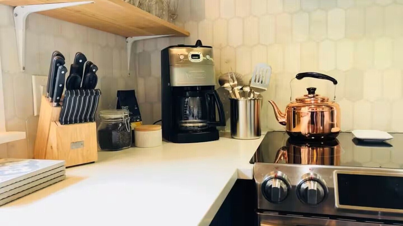 Photo of Kitchen in South Perry District