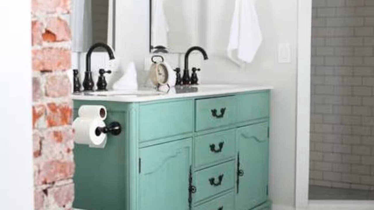 Photo of Bathroom in South Perry District