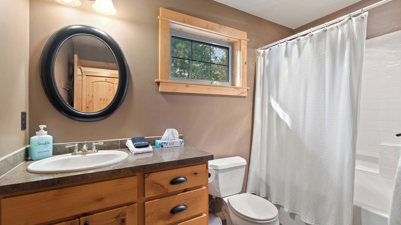 Photo of Bathroom in Leavenworth